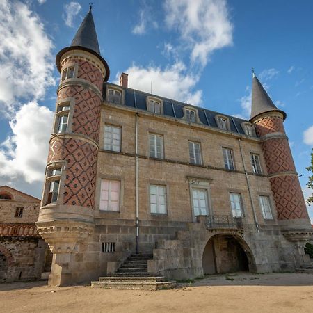 Domaine Et Chateau De Valinches Marols Экстерьер фото