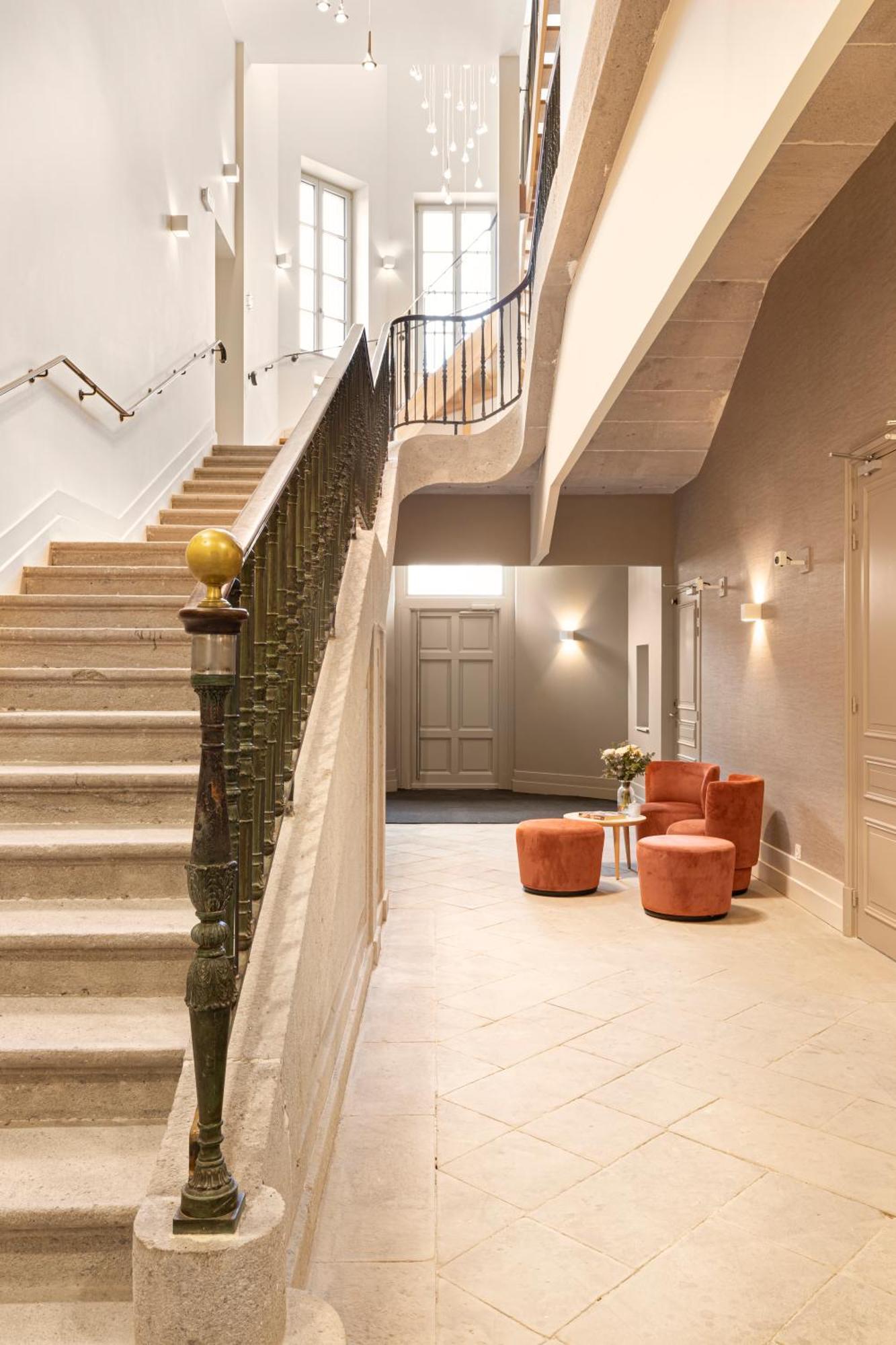 Domaine Et Chateau De Valinches Marols Экстерьер фото