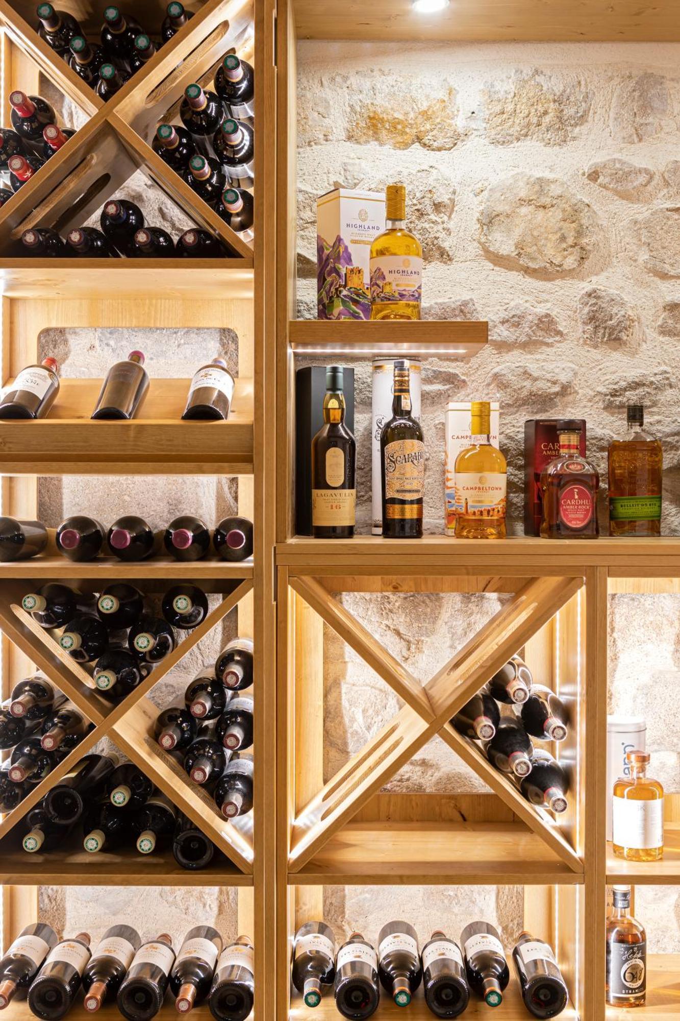 Domaine Et Chateau De Valinches Marols Экстерьер фото